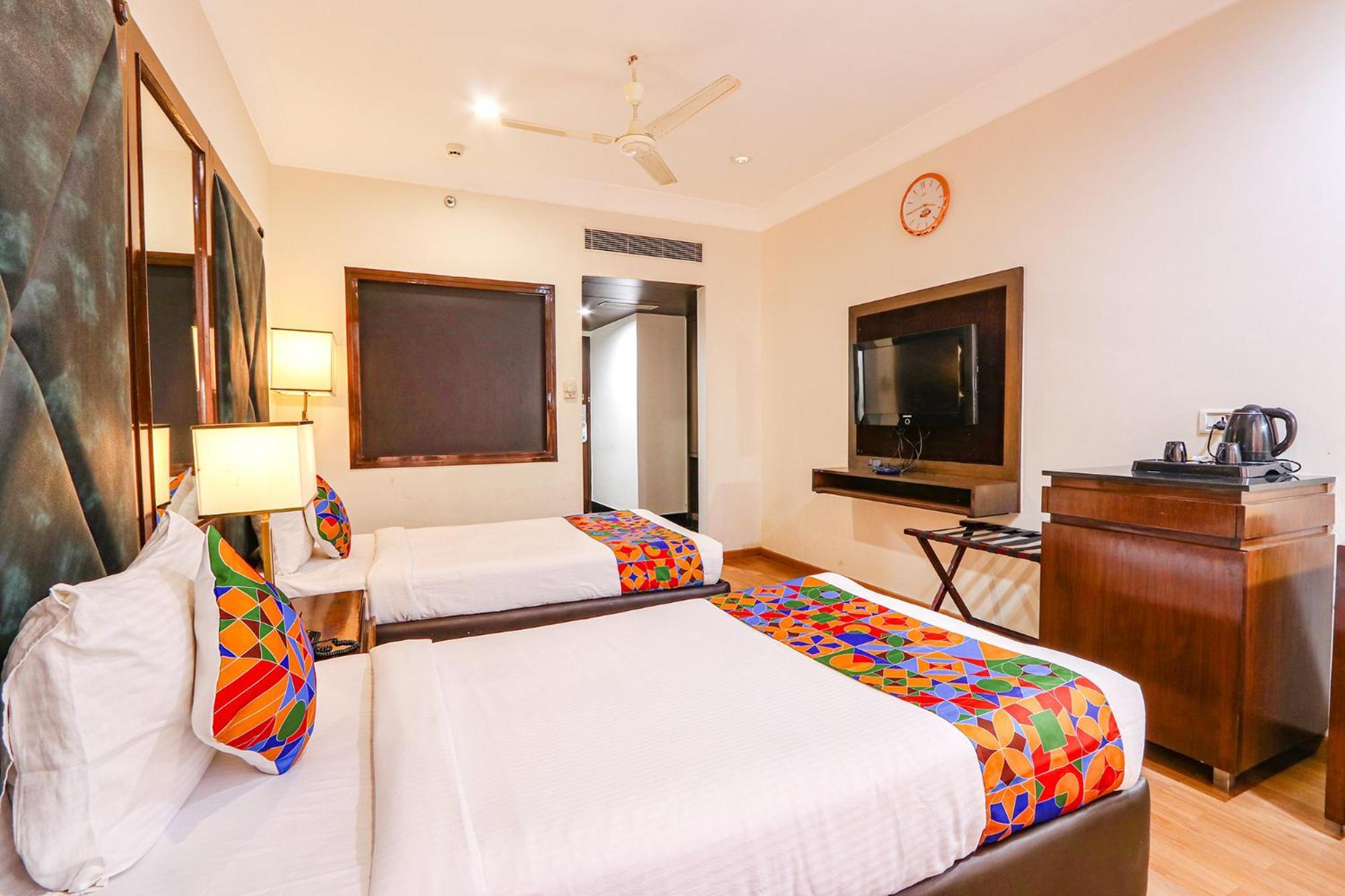 Fabhotel Prime Svm Grand - Banjara Hills Хайдарабад Экстерьер фото
