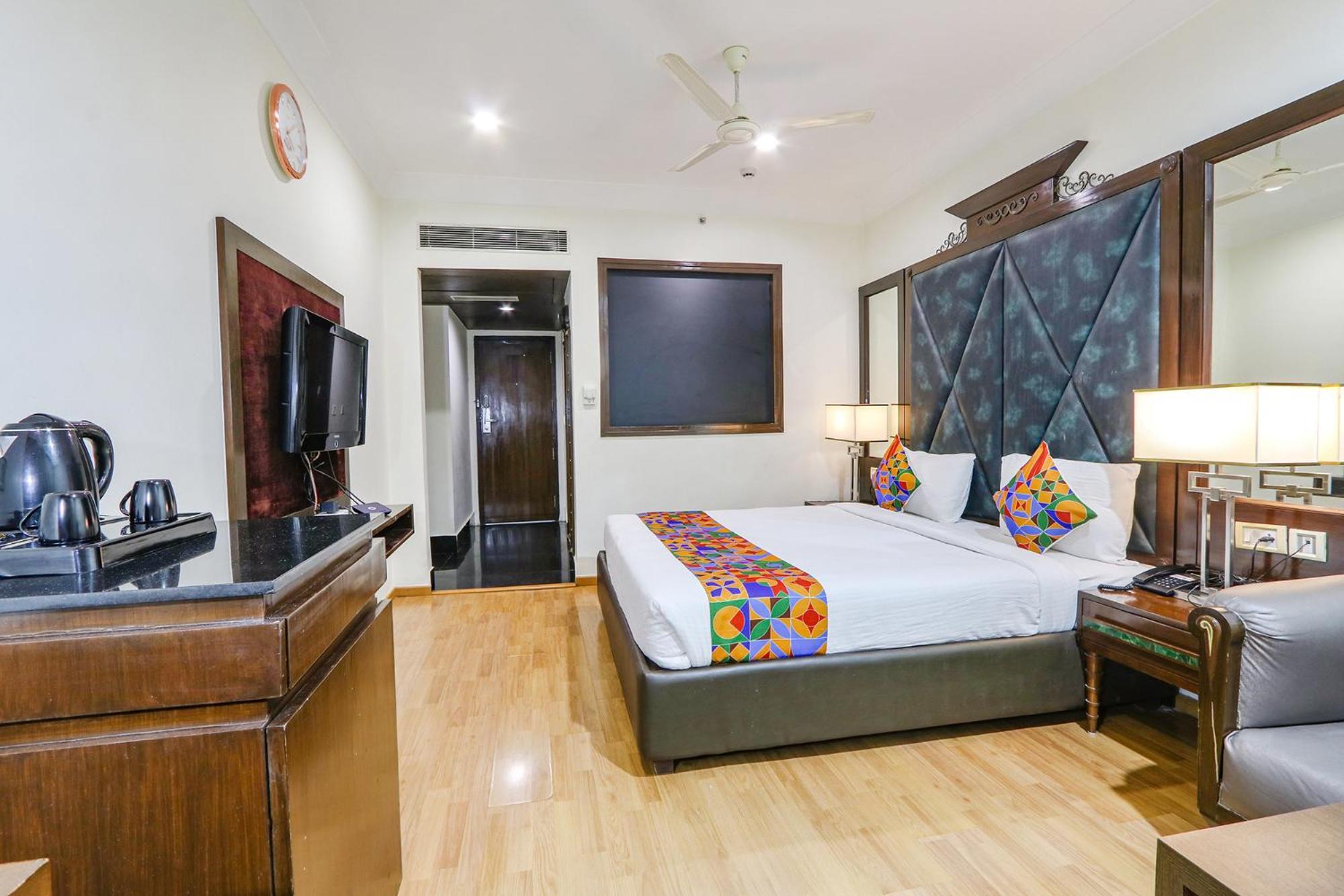 Fabhotel Prime Svm Grand - Banjara Hills Хайдарабад Экстерьер фото